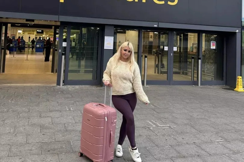 Jodie Weston at the airport