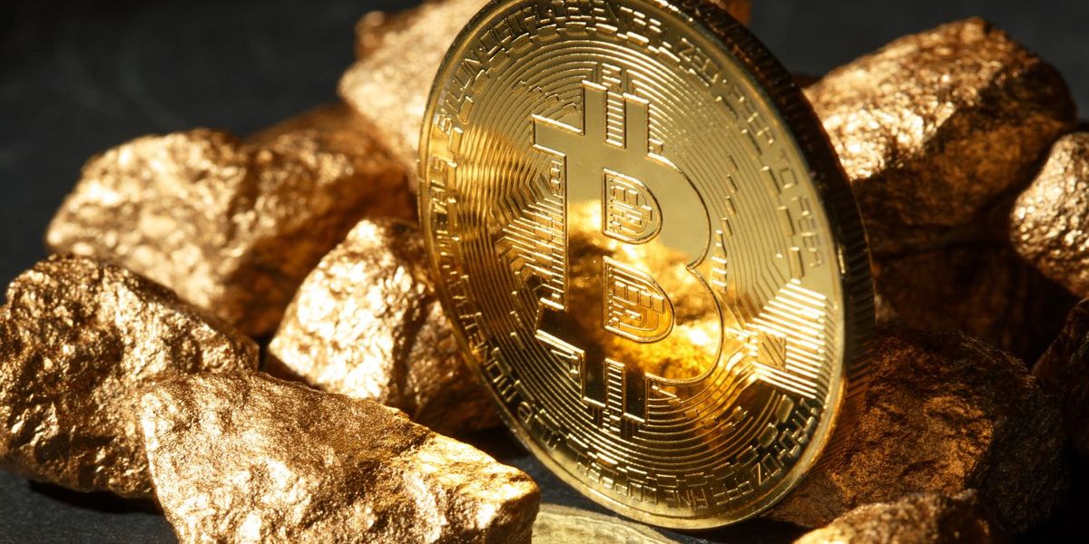 Bitcoin Could Join Gold on Central Bank Sheets by 2030, Deutsche Bank Says