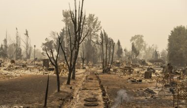 Buffett’s Oregon Utility Says Fire Lawsuits Pose Shutdown