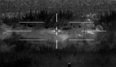 7th IDF Armored Brigade neutralized Hamas units near Gaza (Merkava Mk.4 Sight)
