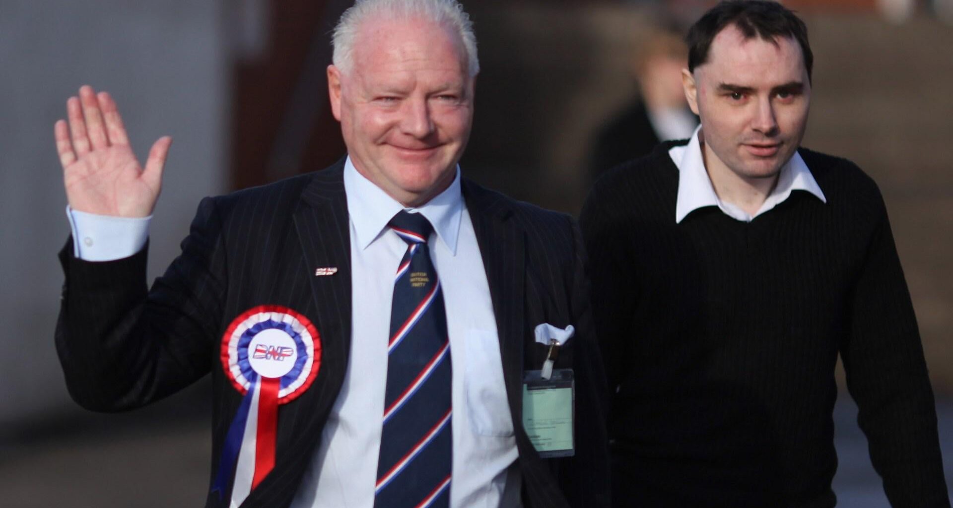 Far right politician charged with ‘sending indecent pics & arranging to meet 13-year-old’ in Glasgow