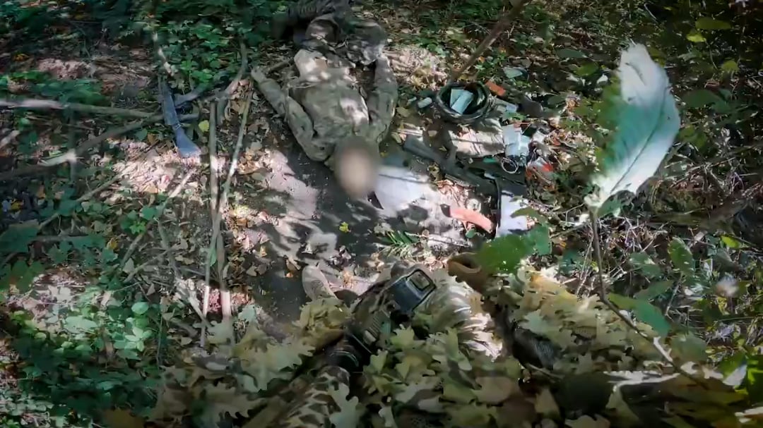 Ukrainian SSO kill several russians from the 810th Marine Infantry Brigade near Pokrovsk. September 2025.