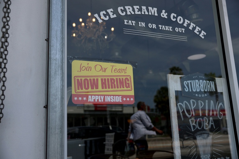 US jobs data boosts rate cut hopes but stocks slide