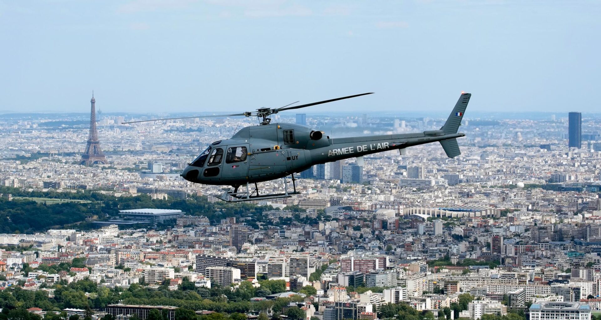 Frankrike sender et Fennec-helikopter til Danmark.