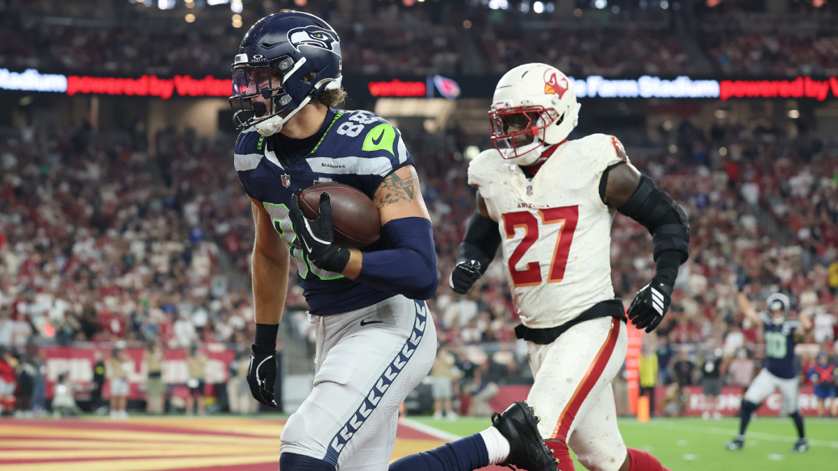 Cardinals vs. Seahawks live updates: Score, analysis, highlights for 'TNF' game controlled by Seattle defense