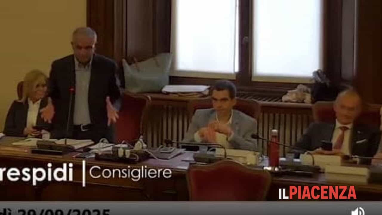 Trespidi associa l’olio di ricino a Fratelli d’Italia, poi le scuse