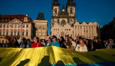 Czech populists push review of Ukrainian residence permits