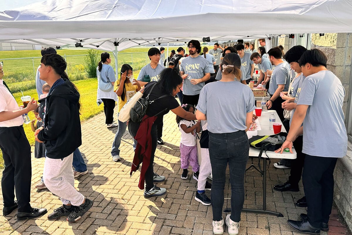 Chicago First Korean marks 102 years by hosting refugees