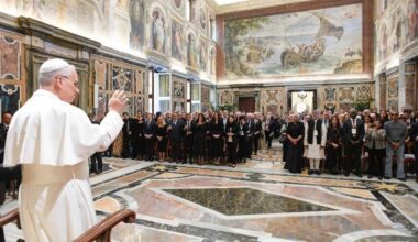 Pope Leo XIV: “An economy that cares, is generous, and gives confidence”