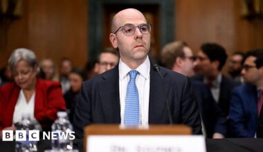 Senate confirms Trump pick to Fed board ahead of key interest rate vote