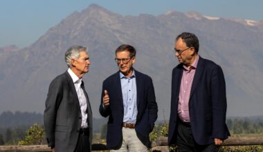 Global 36-Hour Interest-Rate Spree Heralds First US Cut of 2025