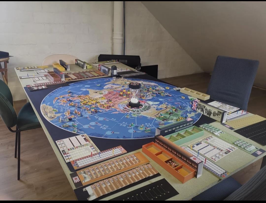 speler gezocht voor war room (boardgame)