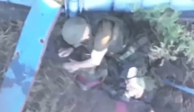 NSFW. A russian assault trooper loses both legs to a drone drop near Vovchansk. He appears to search for a turniquet, gives up and shoots himself in the head instead. Ares group, 57th Brigade. September 2025.