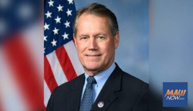 Case votes against appropriations bill, cites threats to Hawai‘i small businesses programs : Maui Now