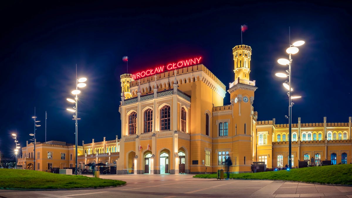 Der Bahnhof Wrocław Główny ist ein Newcomer im Ranking.