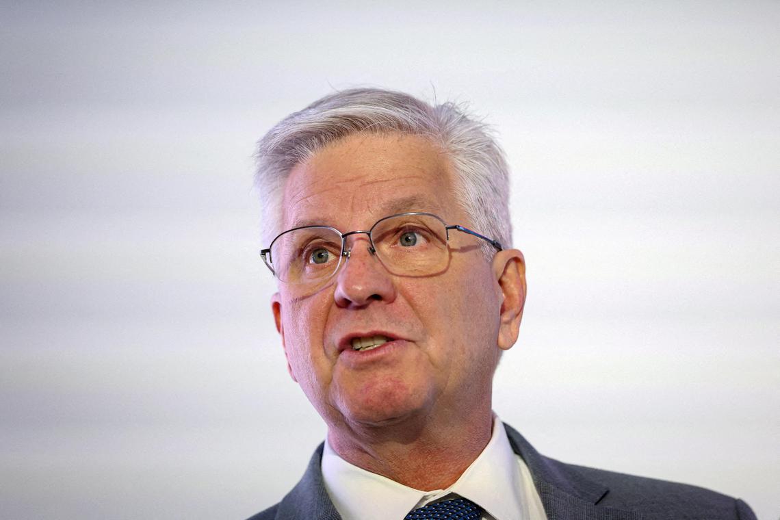 The Trump administration is considering Federal Reserve governor Christopher Waller as a candidate to replace Jerome Powell as Fed chair in 2026.