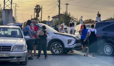 Dos muertos y un herido grave en un tiroteo contra un bar de Sevilla - La Voz de Galicia