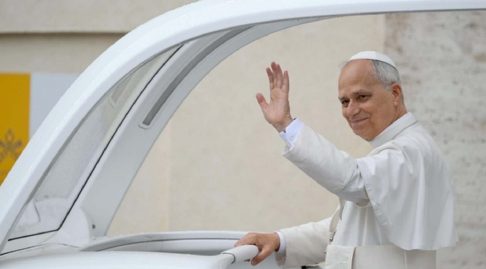 Pope Leo XIV scores 8 out of 10 in US approval poll: here are the results - ZENIT