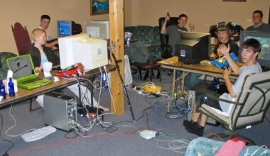 Kui paljud teist mäletavad vanu häid LAN party aegu (1993-1995)? Ei olnud meil mingit internetti ega moodsaid mänge, aga nii põnev oli, et mängisime öö läbi, aga kas keegi mäletab mis põhi mängud olid?