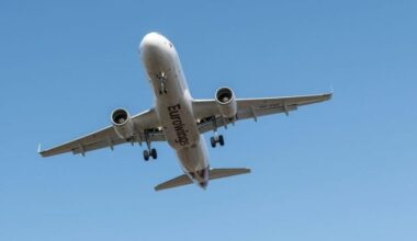 Drama in Zagreb skies as plane makes emergency landing