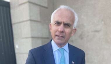 Hotel blocks launch event for party backed by Tommy Robinson and Elon Musk