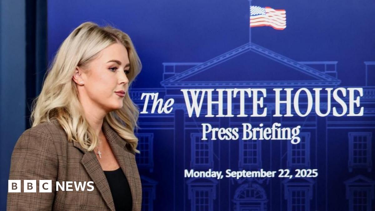 White House holds briefing ahead of Trump announcement with health secretary - follow live