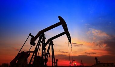 Climbs to one-week high; bulls await move beyond $65.00 mark