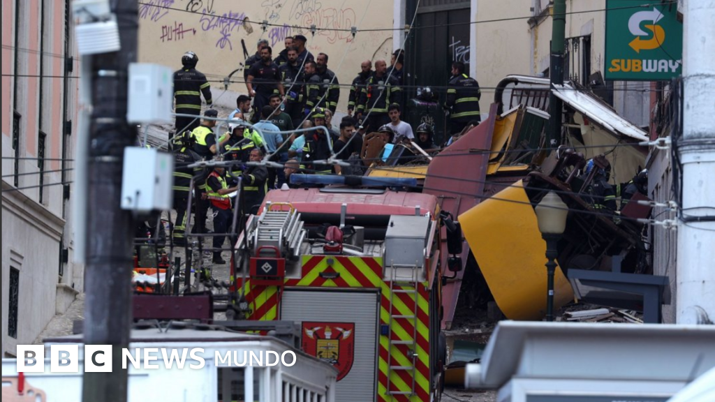 Elevador de Gloria: mueren al menos 15 personas al descarrilar el histórico funicular de Lisboa