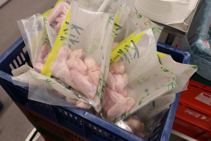 Metsla lihatööstuses valmib lai valik mahebroileri lihast tooteid.