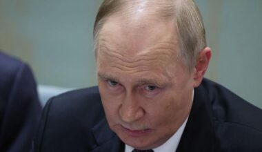Putin in chilling warning to Ukraine as he snubs Trump's deal for new allies