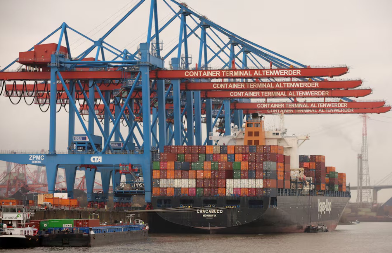 cover Cyprus operators step up dual-fuel shift as MSC tops global fleet rankings 