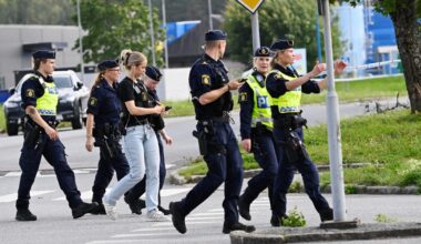 Teen girls are being used as hitwomen in Sweden's organized crime wars: "Young kids are thirsty for blood"