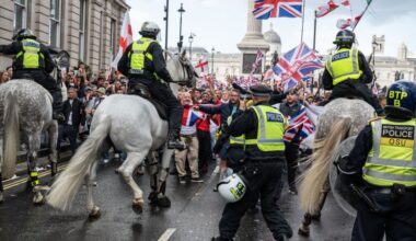 UK police: Officers were assaulted as 110,000 anti-immigration protesters march through London