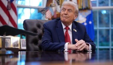 Live updates: Latest on the Trump administration as government shutdown looms