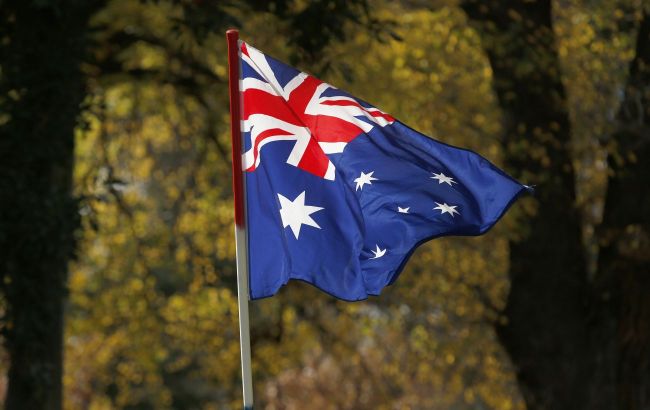Australia lowers price on Russian oil and sanctions ‘shadow fleet’