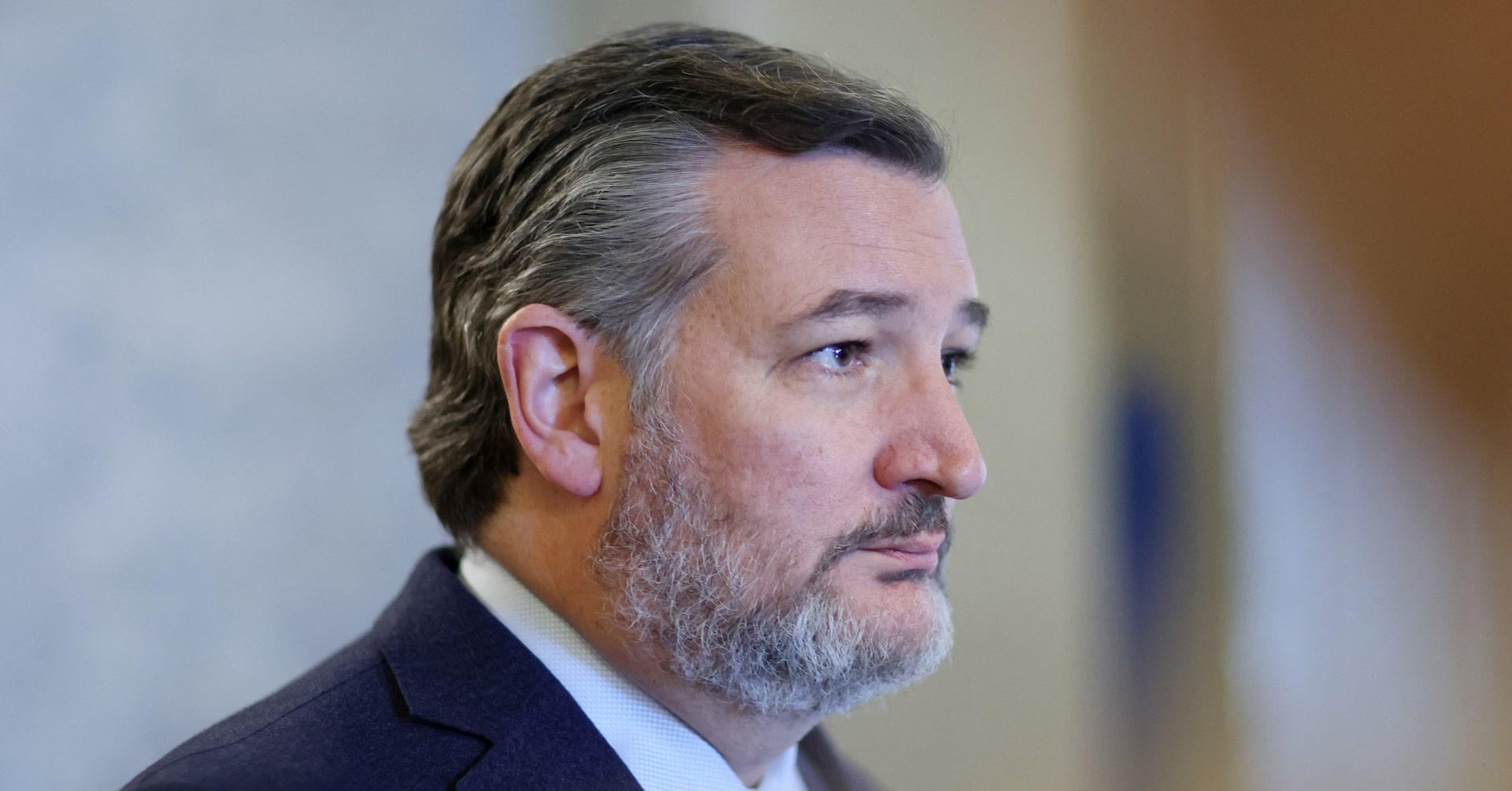 Ted Cruz breaks with fellow Republicans and condemns government threats against US broadcasters