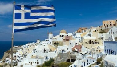 Azerbaijan increases oil exports to Greece despite value decline