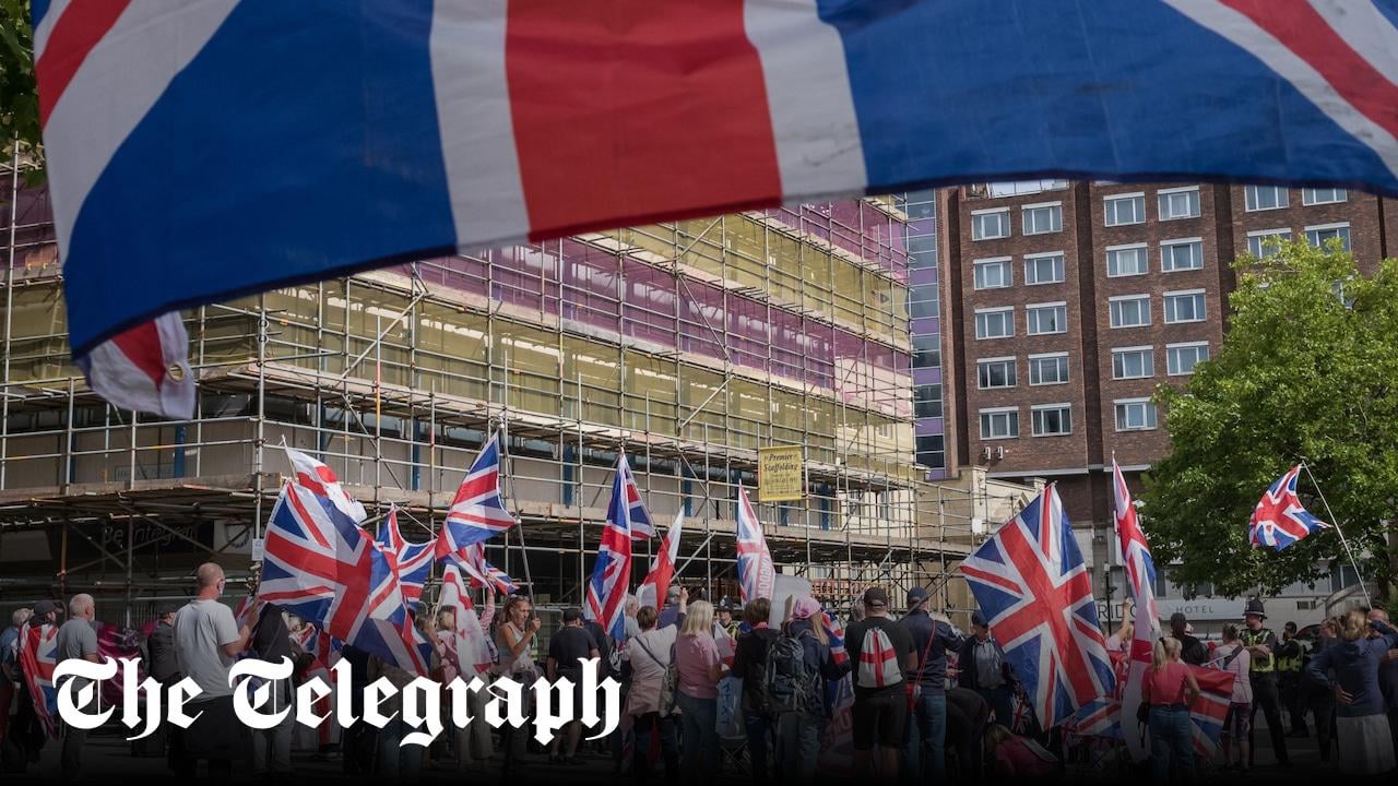 Starmer to move asylum hotel migrants to military barracks