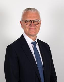 J'ai appris que le maire de Dinan s'appelle Didier Lechien.