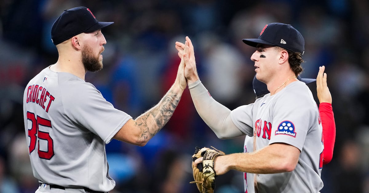 Crochet wants Red Sox teammates to give Yankees the business, tells them to dress for success – Boston 25 News