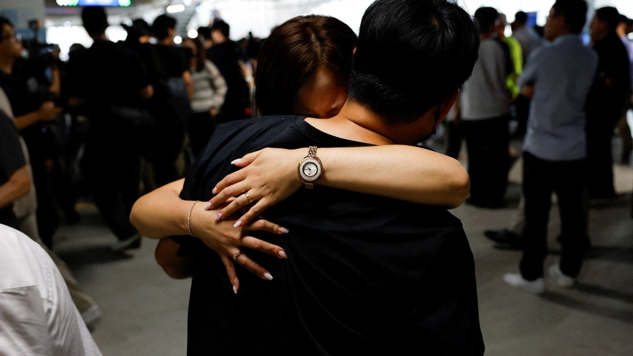 South Korea probes possible human rights violations after US detained hundreds of its workers tied to Hyundai