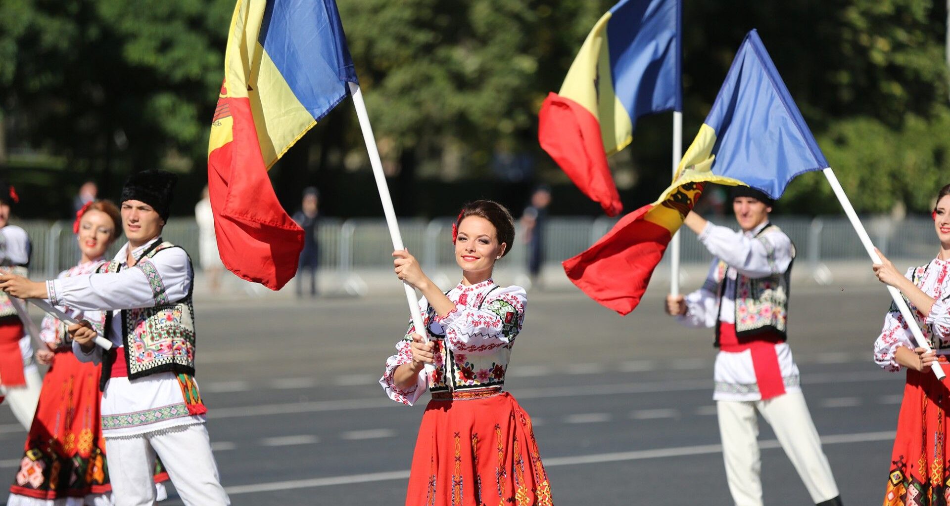 Pro-West win in Moldova, Russian setback