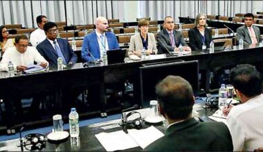 IMF, officials discuss power tariff reforms ahead of November deadline