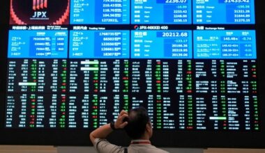 Asian shares rise as yen falls on Japan political uncertainty