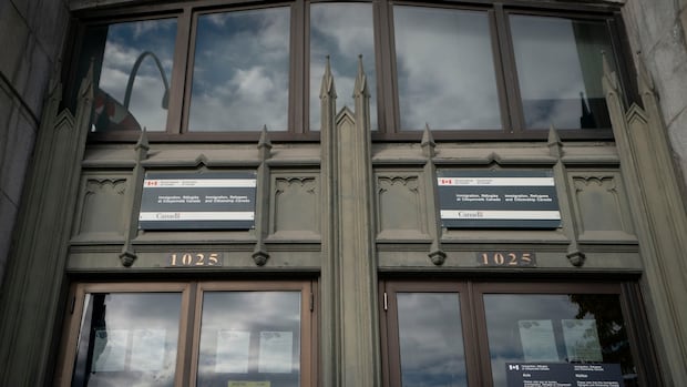 Federal agencies fumble privacy safeguards on asylum system revamp, risking refugee data