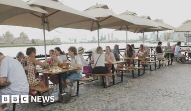 Greenwich pub wins fight to keep riverside seating