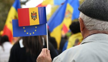 Moldovans Reject Russia