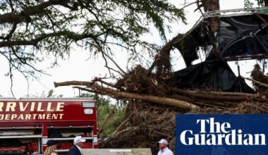 Trump team’s contentious climate report ‘makes a mockery of science’, experts say