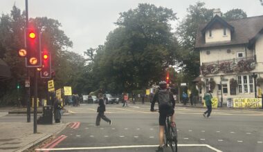 Anti-vaxxers in Highgate