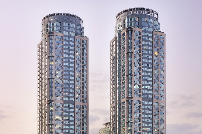 The Trump World buildings owned by the Trump Organization in Yeouido, Seoul (Courtesy of Haeahn Architecture)